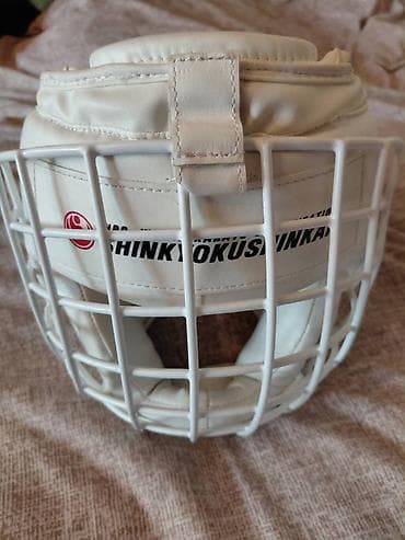 Спортивные сумки: Комплект экипировки для единоборств. Состав: - Кимоно Adidas (куртка — 6