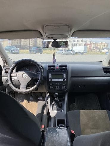 Продажа авто: Volkswagen Jetta: 2007 г., 1.6 л, Механика, Бензин, Седан — 4