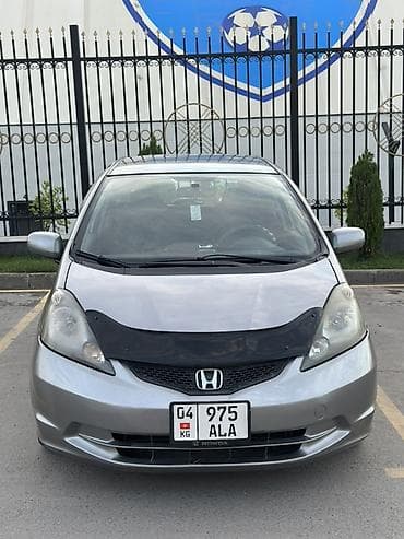 subaro legacy: Honda Fit: 2009 г., 1.5 л, Автомат, Бензин, Хэтчбэк — 3