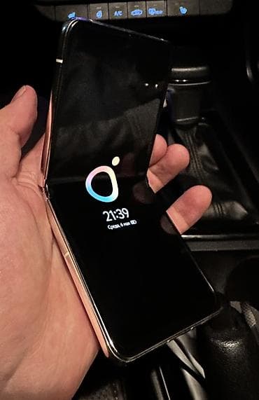 14 про айфон бу: Vivo X Flip, Б/у, 256 ГБ, цвет - Золотой — 5