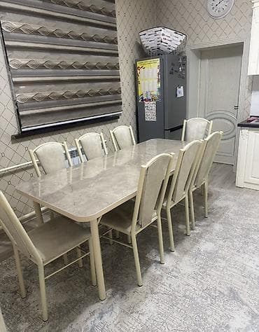 coffee table: Кухонный стол и стул, цвет - Бежевый — 1