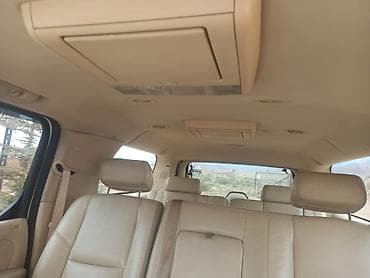 кадиллак эскалайд: Cadillac Escalade: 2007 г., 6.2 л, Автомат, Газ, Внедорожник — 9