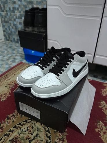 Кроссовки и спортивная обувь: Мужские кроссовки, 43, Nike, Новый, цвет - Белый, Самовывоз, Платная доставка — 1