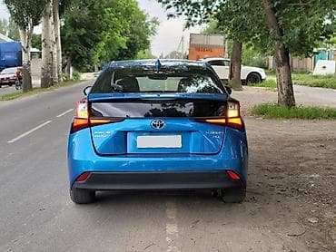 prius: Toyota Prius: 2022 г., 1.8 л, Вариатор, Гибрид, Седан — 7