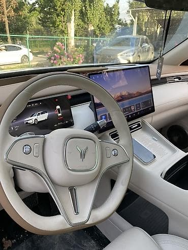 авто гаджеты: Voyah Бесплатно: 2026 г., Автомат, Гибрид, Кроссовер — 2