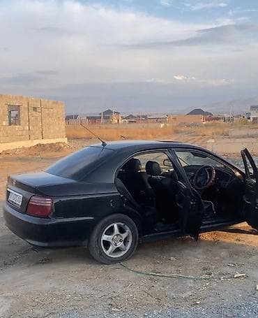 Honda Accord: 2002 г., 2 л, Автомат, Газ, Седан