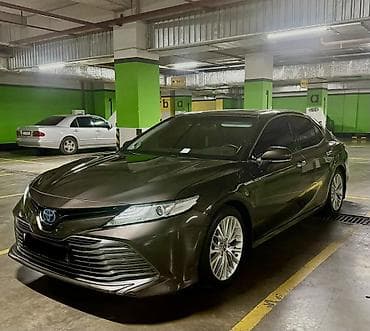 Продажа авто: Toyota Camry: 2018 г., 2.5 л, Автомат, Гибрид, Седан — 3