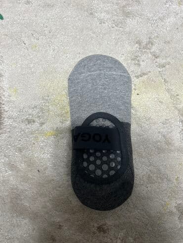 дополнительные приборы: Носки для йоги — 2