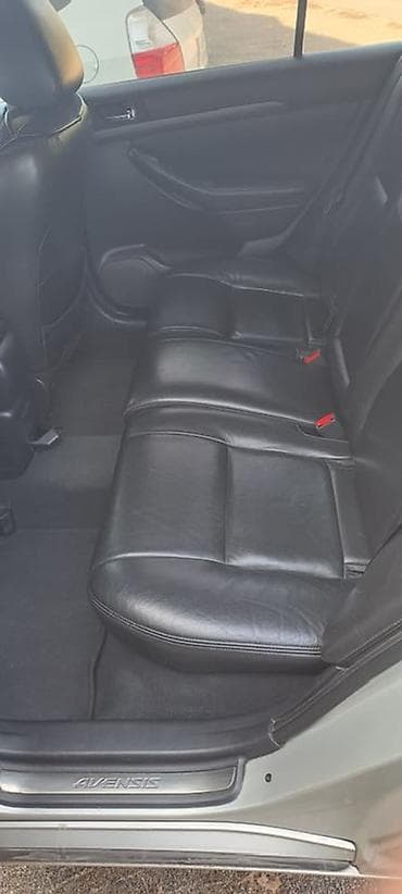 кален: Toyota Avensis: 2007 г., 2 л, Автомат, Бензин, Универсал — 6