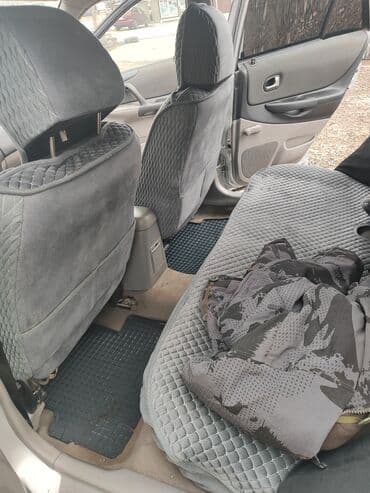 Ламинат: Mazda 323: 2002 г., 1.5 л, Автомат, Бензин, Универсал — 10