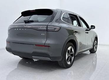 квадрацыкыл для 9 лет: Geely Galaxy E5: 2026 г., Робот, Электромобиль, Кроссовер — 3
