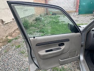 демио сидение: Дверь Передняя правая Mazda — 4