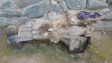 Раздатка на Мицубиси Делику 2.8 ТD, 1995-96 г, в хорошем рабочем