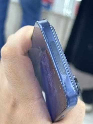 poco g4: IPhone 17 Pro, Б/у, 256 ГБ, Синий, Кабель, 100 % — 6