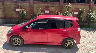 Honda Fit: 2002 г., 1.5 л, Вариатор, Бензин, Хэтчбэк at lalafo.kg Honda Fit: 2002 г., 1.5 л, Вариатор, Бензин, Хэтчбэк
