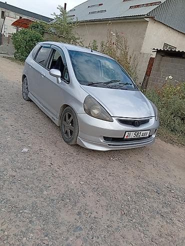 rf 2: Honda Fit: 2002 г., 1.5 л, Вариатор, Бензин, Седан — 1