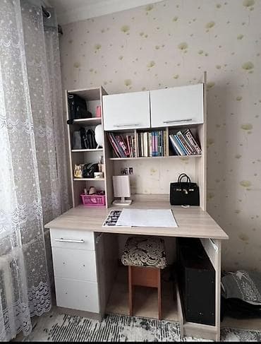 письменный стол ссср: Компьютерный стол, Б/у, С полками — 1