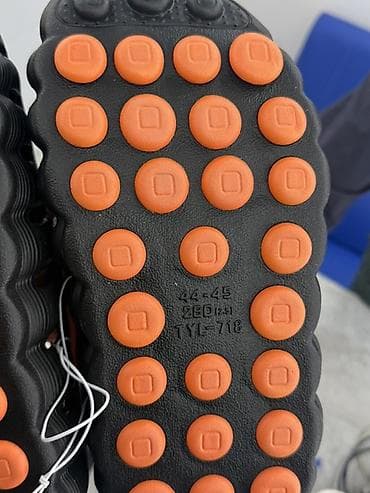 ботинки 45: Мужские сабо/кроксы EVA - Цвет: черный с оранжевыми акцентами - — 4