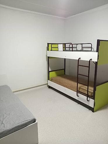 барачные квартиры: 20 м², С мебелью — 8