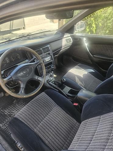 тико 2: Toyota Carina E: 1993 г., 2 л, Кол менен иштөөчү, Бензин, Седан — 7