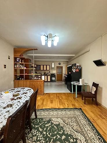 бакай ата бишкек: Продается дом напротив Азия Мол 📍Локация: Горького/Пожарского — 7