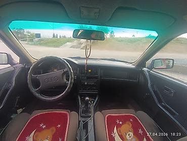 Audi: Audi 90: 1988 г., 2 л, Механика, Бензин, Седан — 4