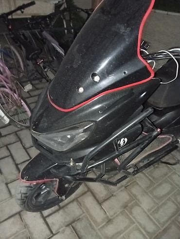 скутер сузуки 125 кубов: Макси-скутер Yamaha, 150 куб. см, Бензин, Б/у — 8