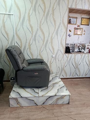 купить белый стол письменный: Реклайнер, цвет - Серый — 1