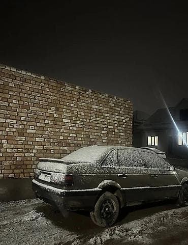 Volkswagen: Volkswagen Passat: 1989 г., 1.8 л, Механика, Бензин, Седан — 2