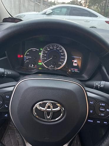 byd leopard: Toyota Corolla: 2022 г., 1.8 л, Автомат, Гибрид, Седан — 9