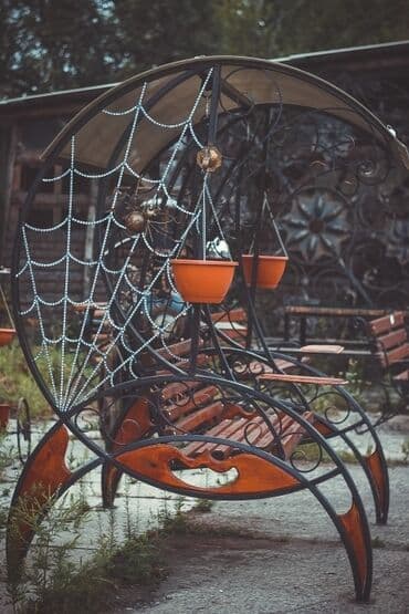 Садовые качели Металл, Со спинкой, С крышей at lalafo.kg Садовые качели Металл, Со спинкой, С крышей