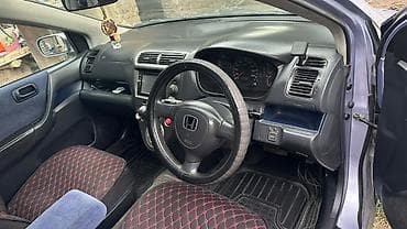 Унаа сатуу: Honda Fit: 2001 г., Автомат, Бензин, Хетчбек — 2