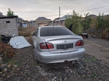 Крышка багажника Nissan, 2001 г., Б/у, Оригинал