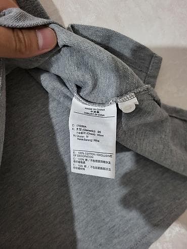 белые рубашки: Мужская футболка, M, L, Nike, Б/у, цвет - Серый, Самовывоз, Платная доставка — 2