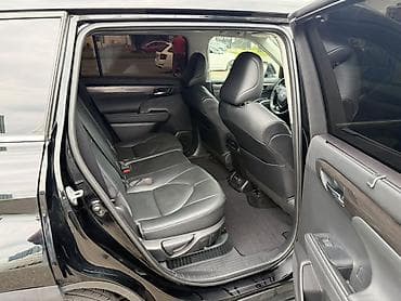салон машины: Toyota Highlander: 2020 г., 2.5 л, Автомат, Гибрид, Кроссовер — 8