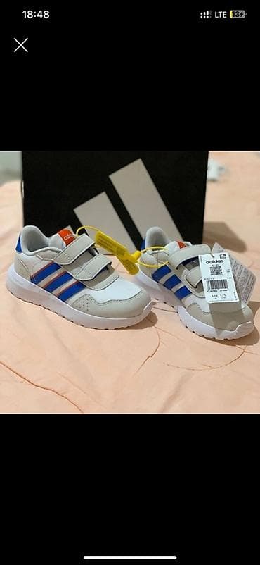 красовка адидас: Детские кроссовки adidas - Модель: детские кроссовки на липучках (две — 1