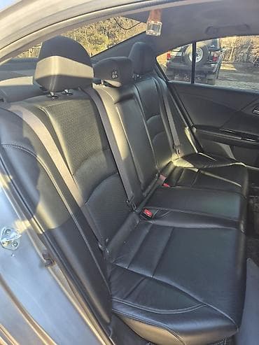 гольы 2: Honda Accord: 2017 г., 2 л, Автомат, Гибрид, Седан — 5