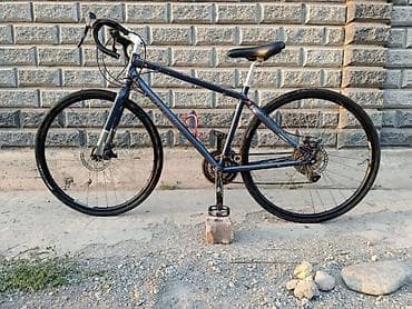 bmw e 28: Шоссейный велосипед, Giant, Рама S (145 - 165 см), Б/у — 1