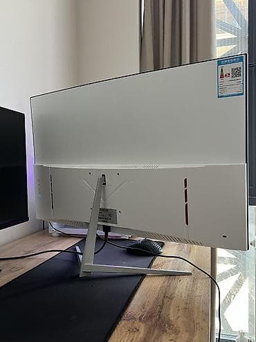 apple studio display: Диагональ: 32 дюйма (изогнутый дисплей) Разрешение: Ultra HD 4K — 2