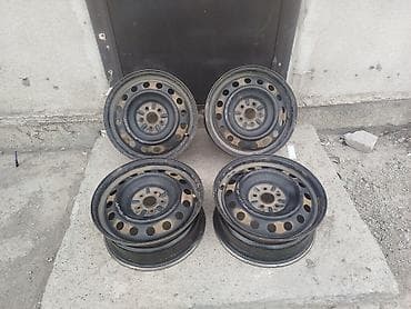 Железные Диски R 15 Комплект, отверстий - 5 at lalafo.kg Железные Диски R 15 Комплект, отверстий - 5