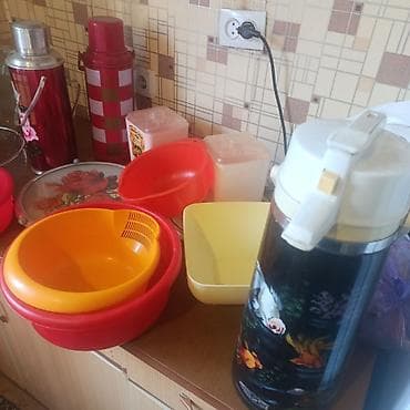 советский сервиз: Набор кухонной утвари и посуды (микс): - 3 термоса с ручками и — 2