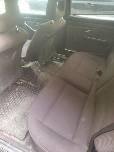mercedes cls: Audi 100: 1990 г. — 2
