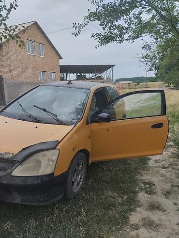 Honda Civic: 2001 г., 1.5 л, Кол менен иштөөчү, Бензин, Хетчбек — 2