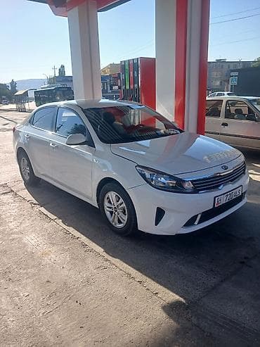 Транспорт: Kia Forte: 2019 г., 1.6 л, Механика, Бензин, Седан — 1