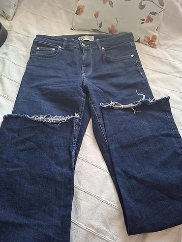 Джинсы ZARA, темно-синий деним. - Модель: прямые/slim с высокой