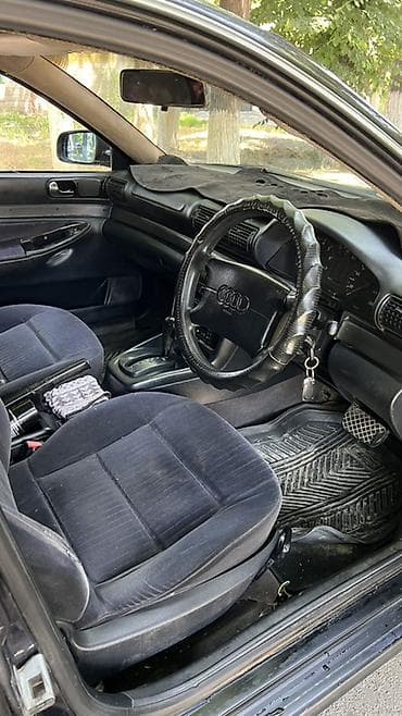 кводроцикл мото: Audi A4: 1997 г., 1.8 л, Автомат, Газ, Седан — 6