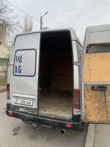 Заказать Мерседес грузовой спринтер, Переезд, C грузчиком