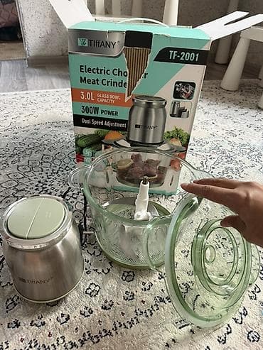 Электрическая измельчитель–мясорубка TIFFANY TF‑2001 - Мощность: 300