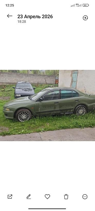 Продажа авто: Легковой автомобиль седан, окраска матовый хаки/оливковый. Кузов — 3