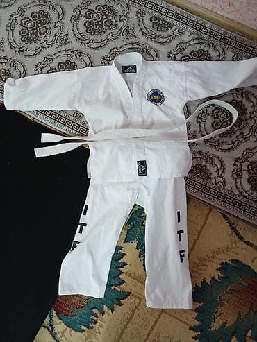 Мужская одежда: Белое кимоно для тхеквондо, носили несколько раз почти новая. Подходит — 3